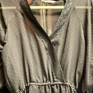 BCBGeneration overlay Lace top